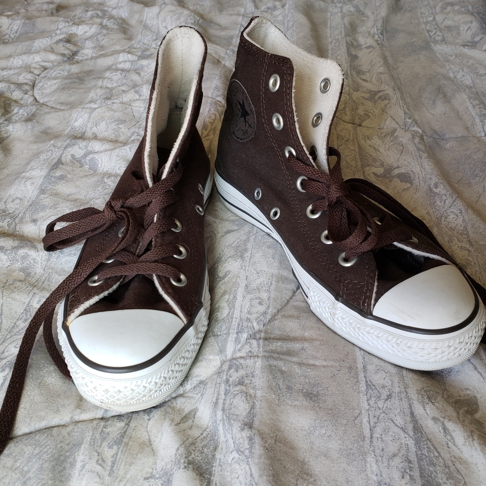 Brand New Fleece Lined Converse NWOB